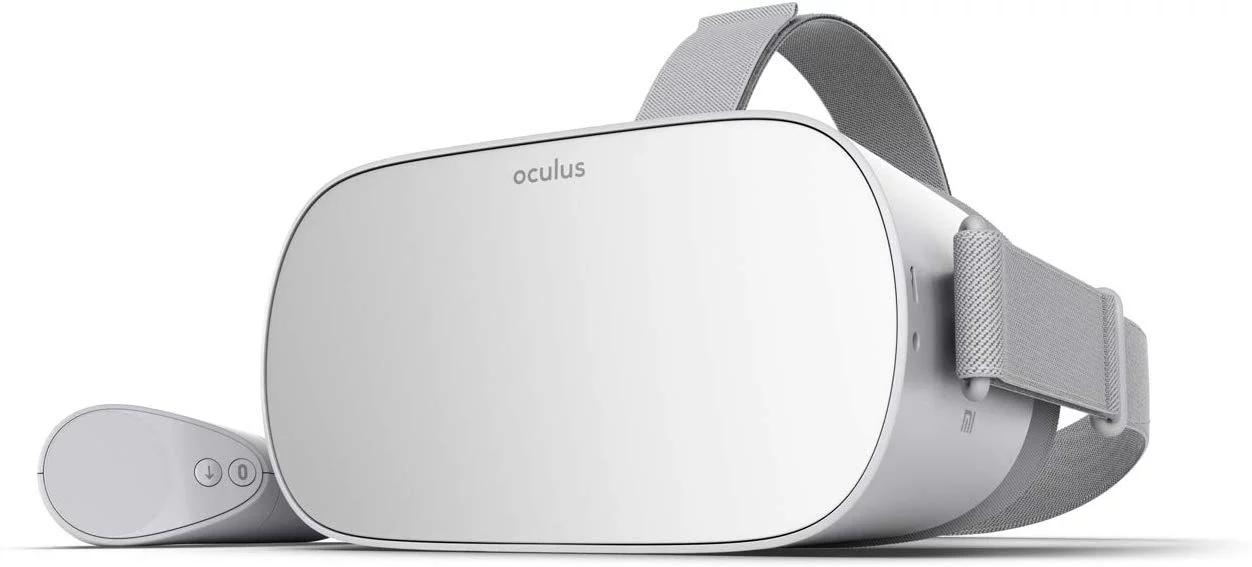 Gifts for Gamers 2025: Oculus VR Headset 2025