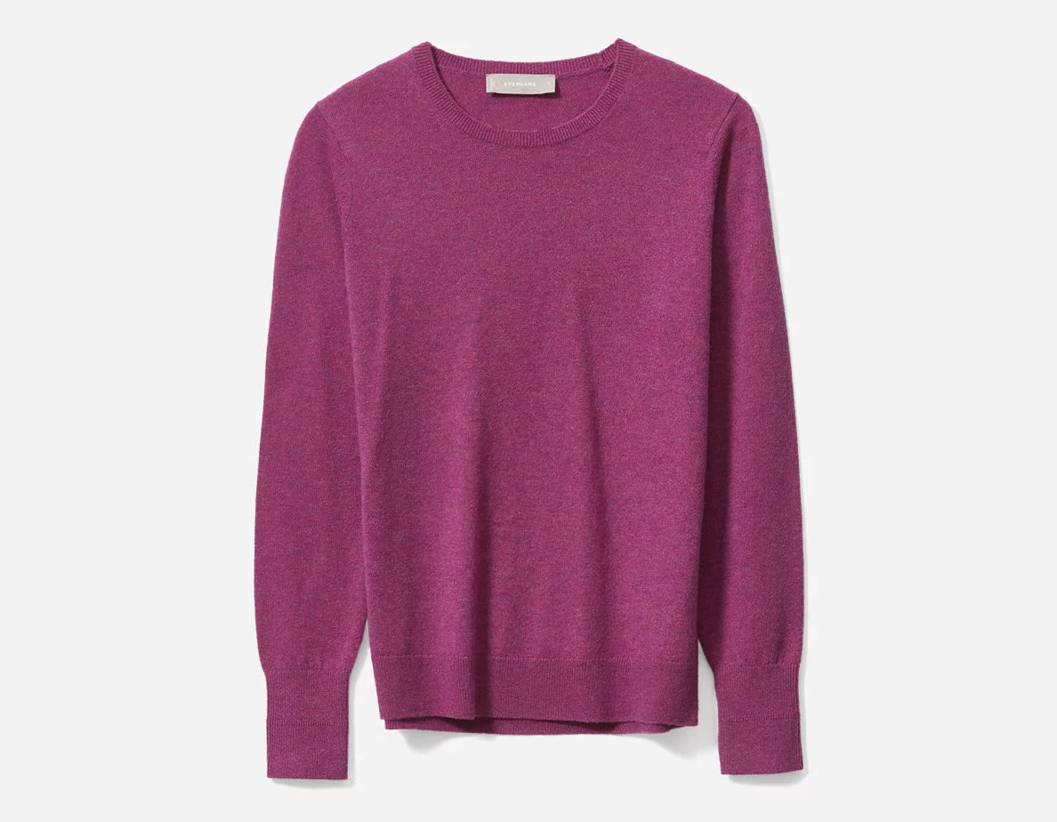 Best Gifts For Sisters 2025: Everlane Cashmere Sweater in Magneta 2025