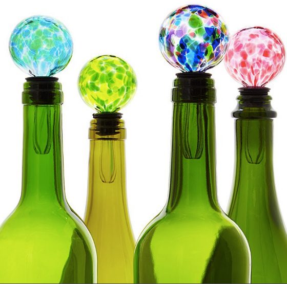 Best Wine Gifts 2022: Glass Wine Stoppers for Wine Lovers 2022