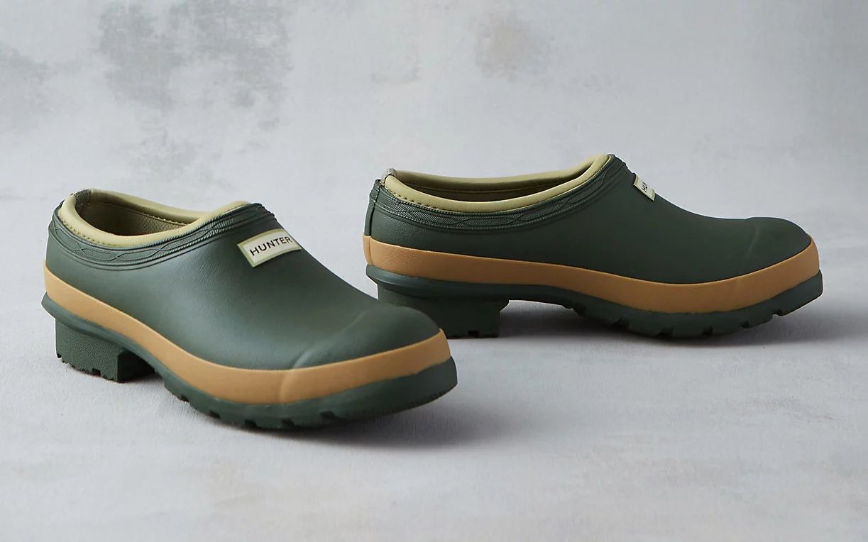 Best Gardening Gifts 2024: Hunter Garden Clogs 2024