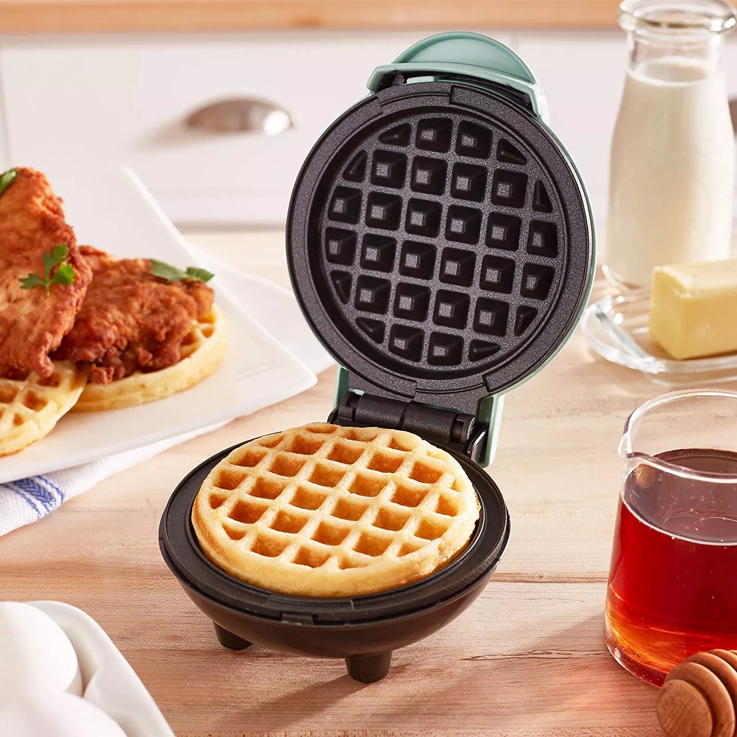 Gifts For Foodies 2023: Mini Waffle Maker 2023