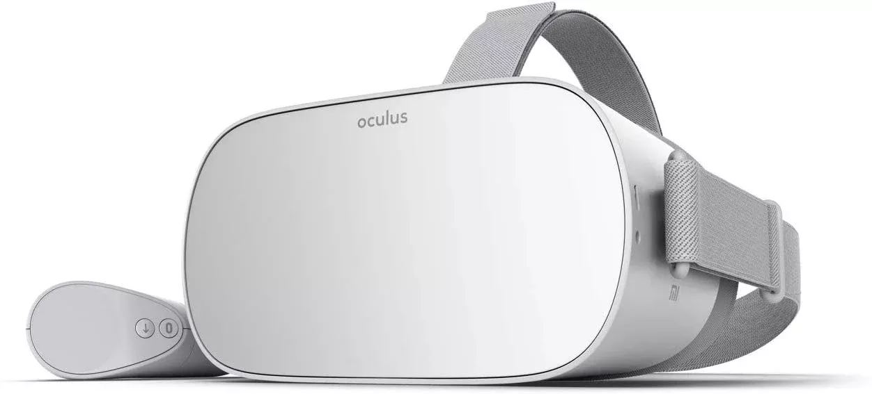 Gifts for Gamers 2023: Oculus VR Headset 2023