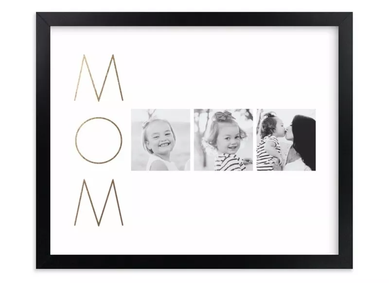 Best Photo Gift 2023: Gold Foil Mom Print 2023