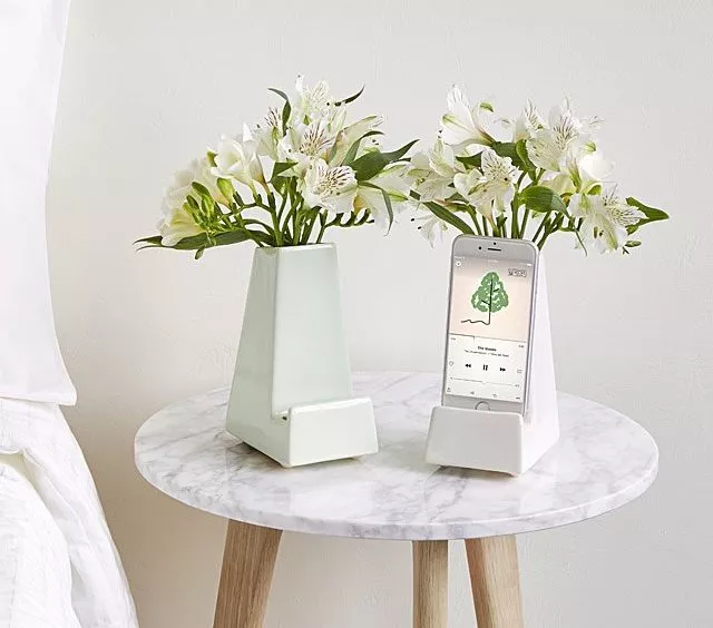 Best Hanukkah Gifts 2023: Bedside Table Flower Vase Phone Holder 2023